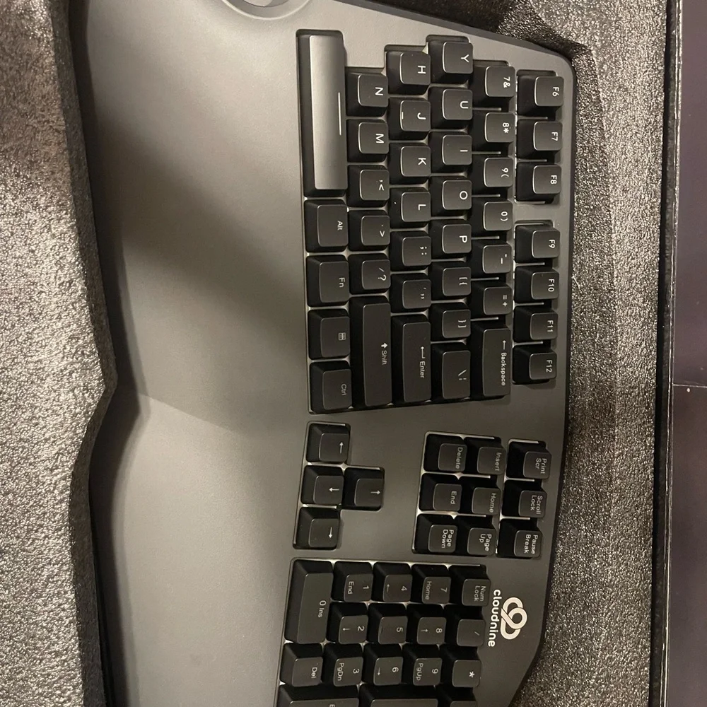 Cloudnine C989 Ergonomic Mechanical Keyboard
